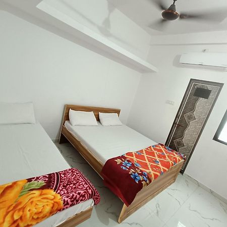 Kevadia Shiv Shakti Homestay מראה חיצוני תמונה